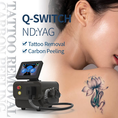 Q Attrezzatura di rimozione del tatuaggio medica a laser con energia di impulso 532 1064 nm