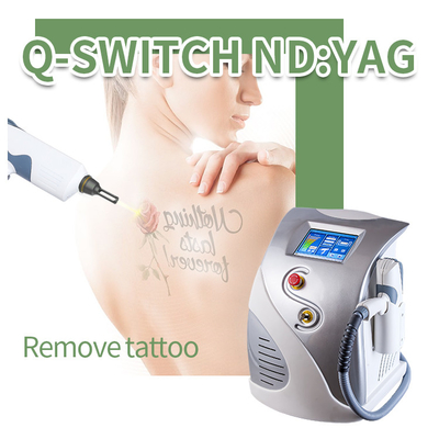 L'iso Q ha commutato la macchina di rimozione del pigmento di rimozione del tatuaggio del laser del ND Yag